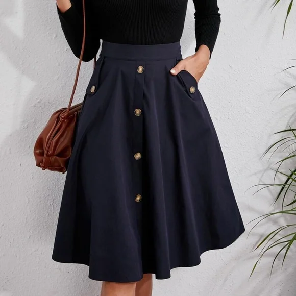 Classic Button Detail Pocket Flared Midi Skirt - Picture 7 of 14